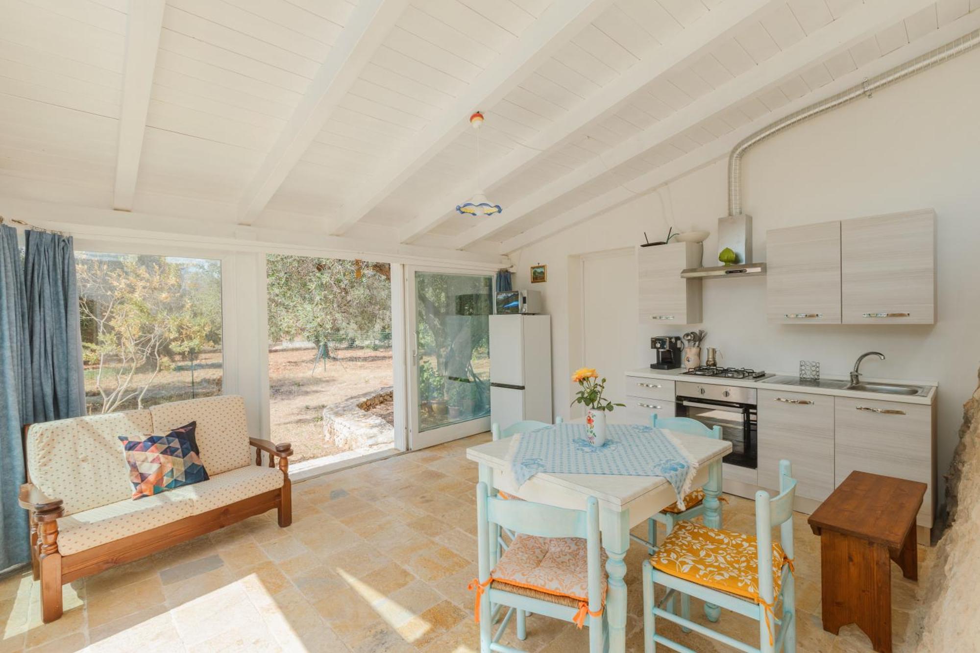 Trullo Tarantini Con Piscina Privata Apartment Latiano Luaran gambar
