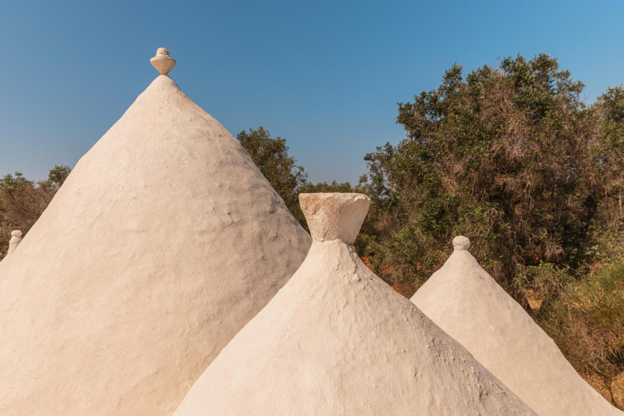 Trullo Tarantini Con Piscina Privata Apartment Latiano Luaran gambar