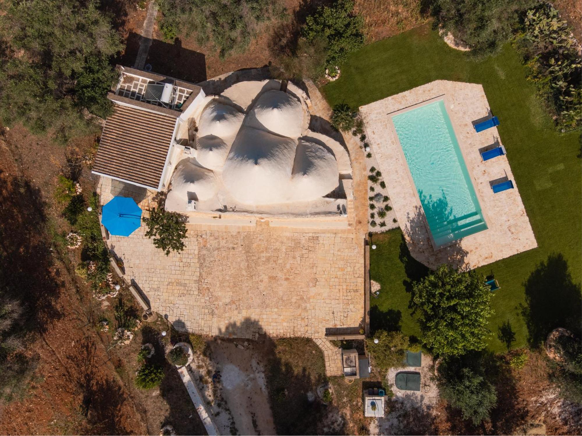 Trullo Tarantini Con Piscina Privata Apartment Latiano Luaran gambar